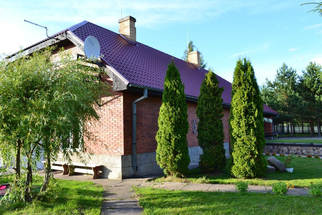 Motelis Aka Kārsava Екстериор снимка