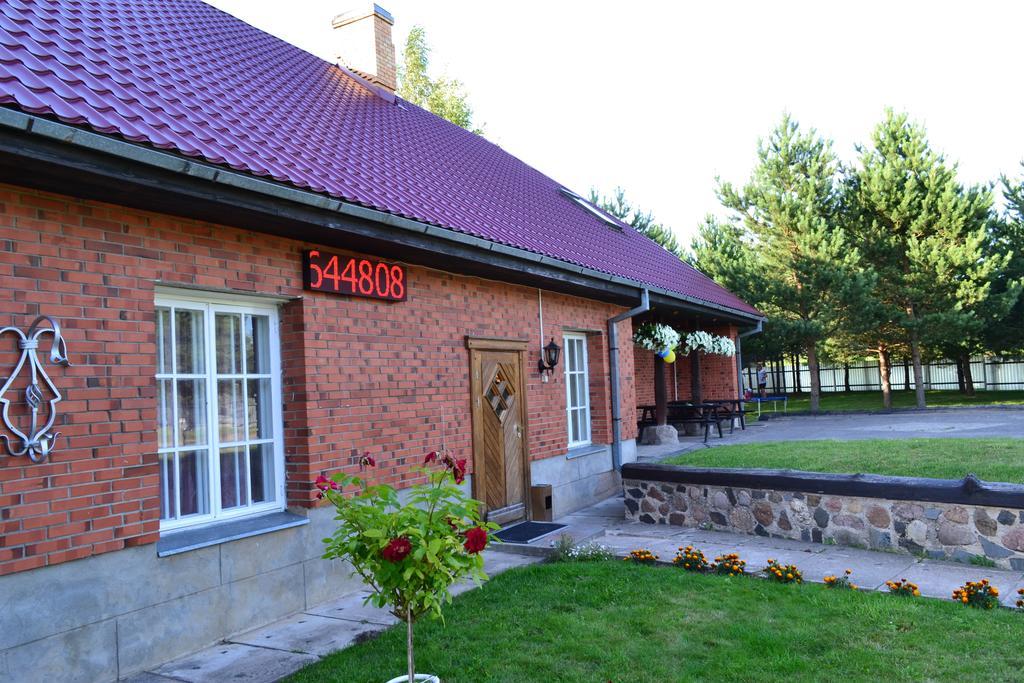 Motelis Aka Kārsava Екстериор снимка