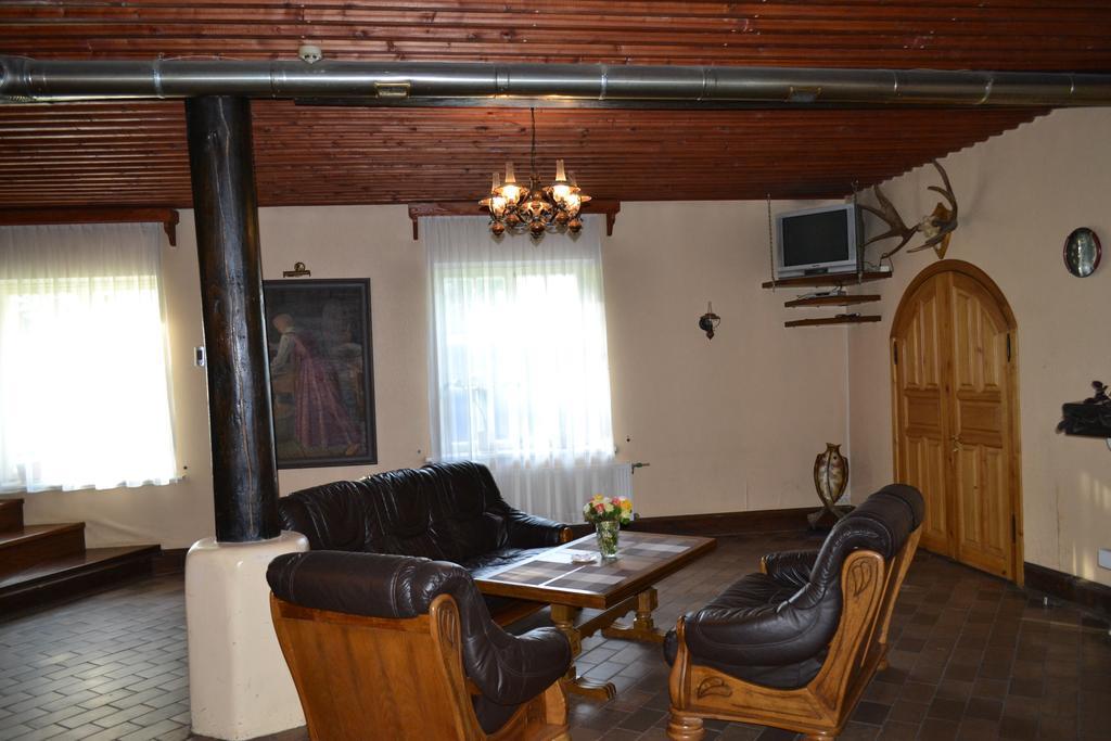 Motelis Aka Kārsava Екстериор снимка