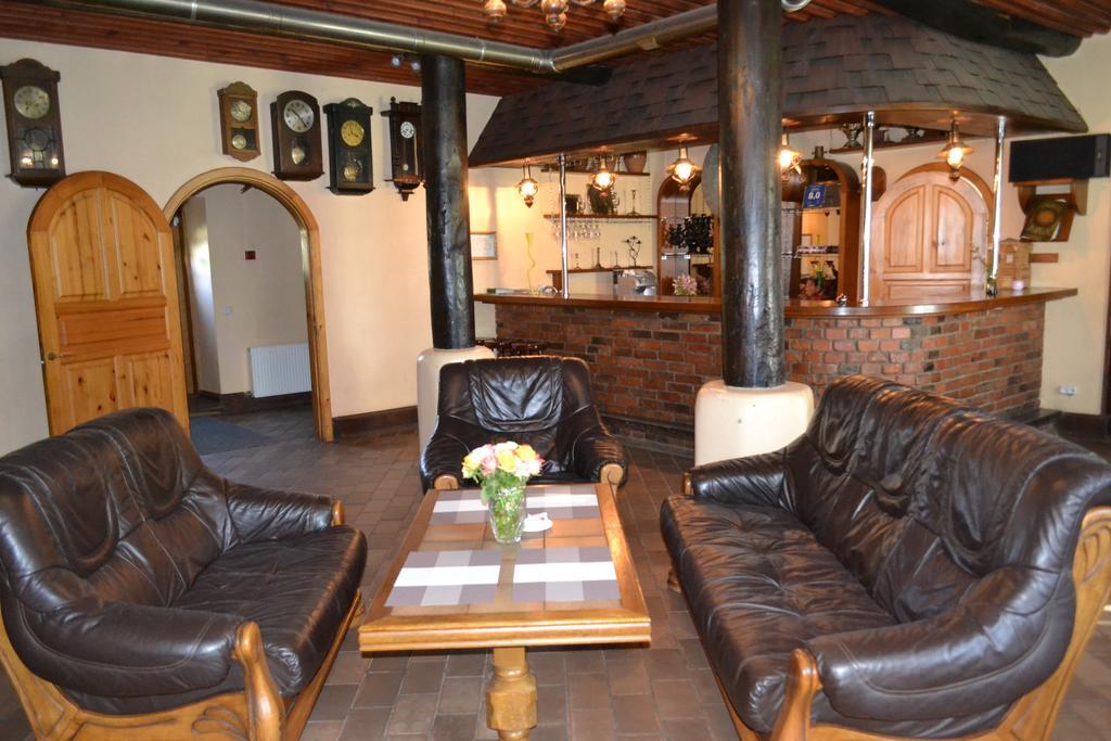 Motelis Aka Kārsava Екстериор снимка